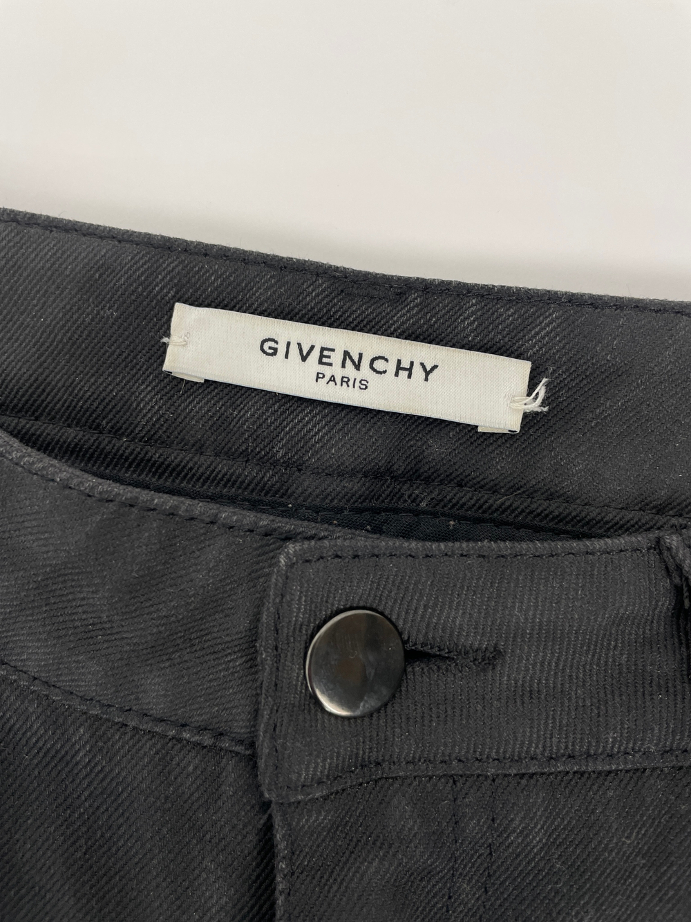 Джинсы Givenchy