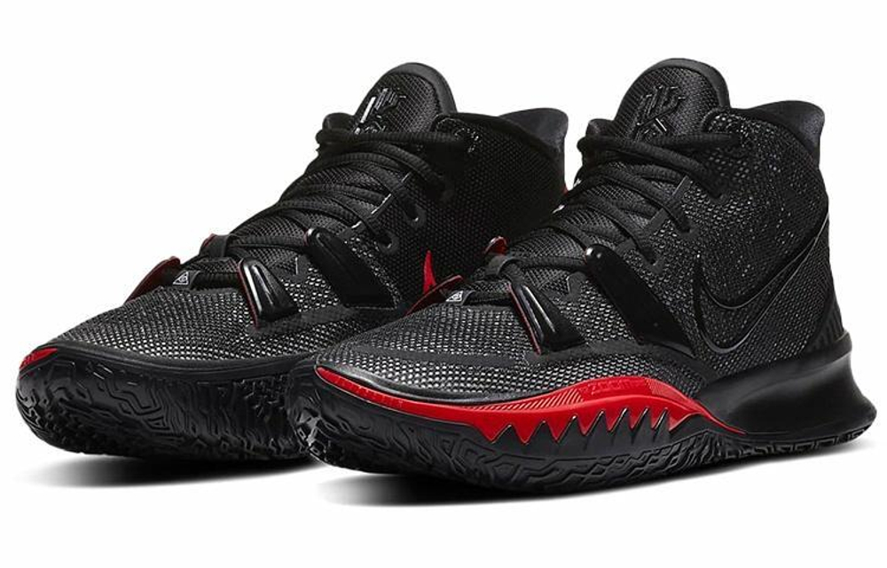 Кроссовки Nike Kyrie 7