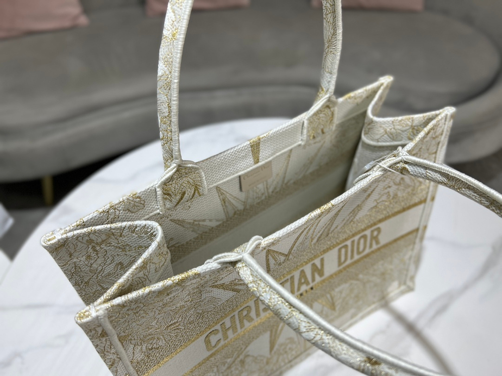 Christian Dior Book Tote 36 cm