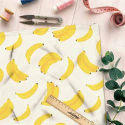Ткань таффета бананчики на белом фоне