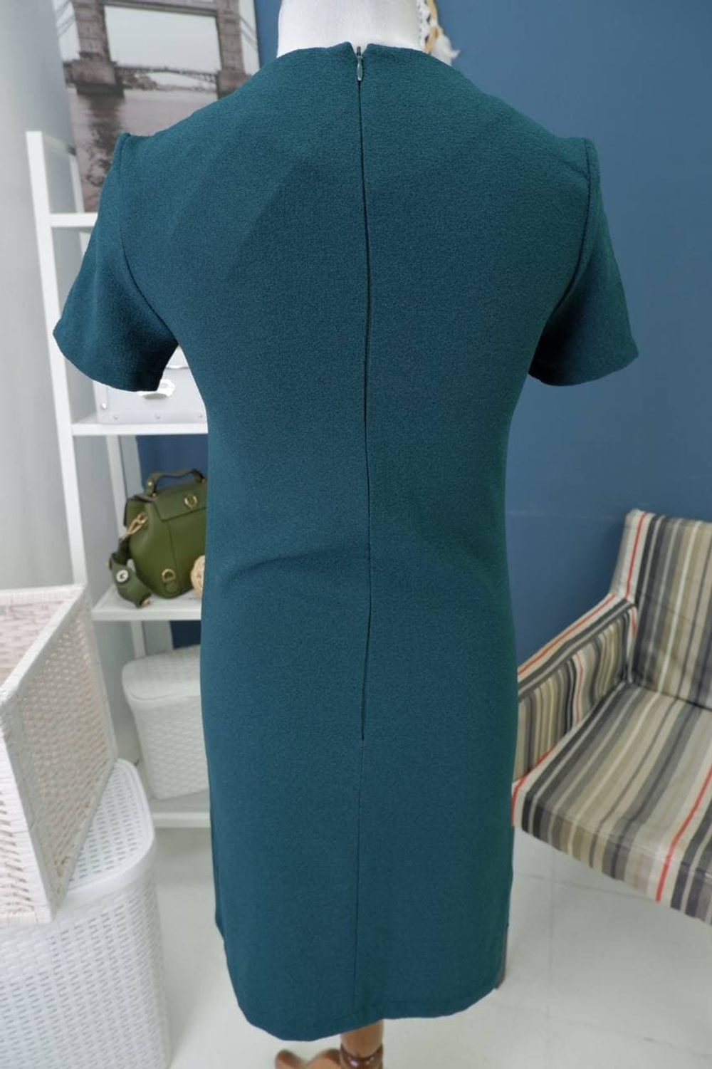 Платье Incity лаконичное 42 размер