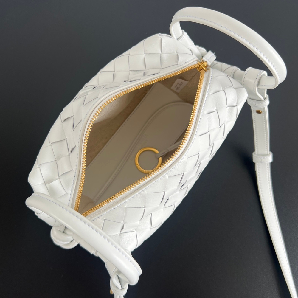 Bottega Veneta Small Loop Cross Body Bag 19 cm
