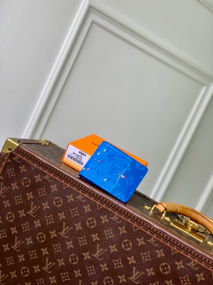 Louis Vuitton Slender Wallet