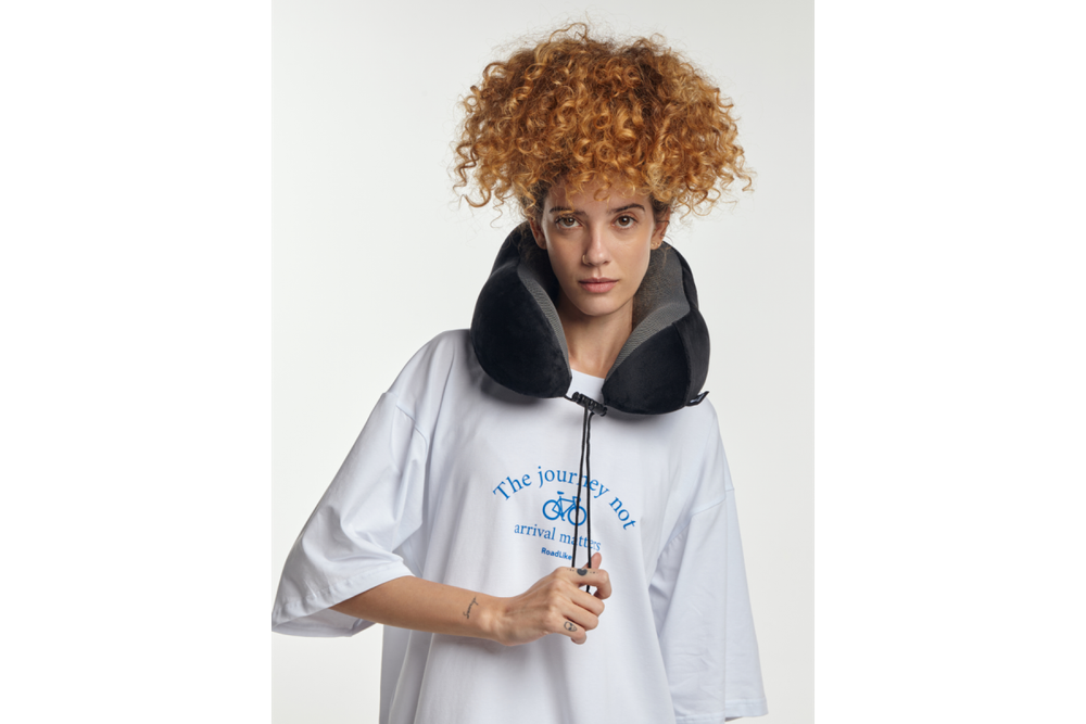 Подушка для путешествий RoadLike Travel Kit Velvet с эффектом памяти, черный