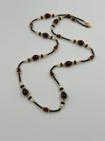 Бусы чёрные с бордовыми вставками Monet