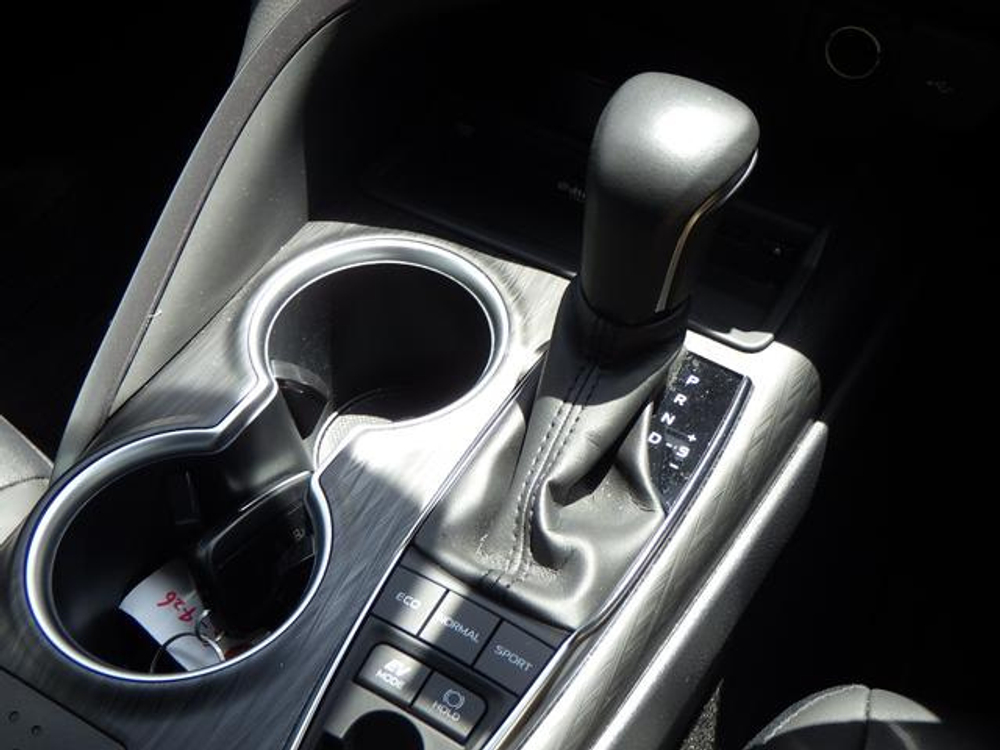 TOYOTA CAMRY 2022 г.