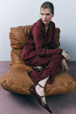 ZARA ТУФЛИ НА СРЕДНЕМ ТОНКОМ КАБЛУКЕ С РЕМЕШКАМИ, БОРДОВО-КРАСНЫЙ