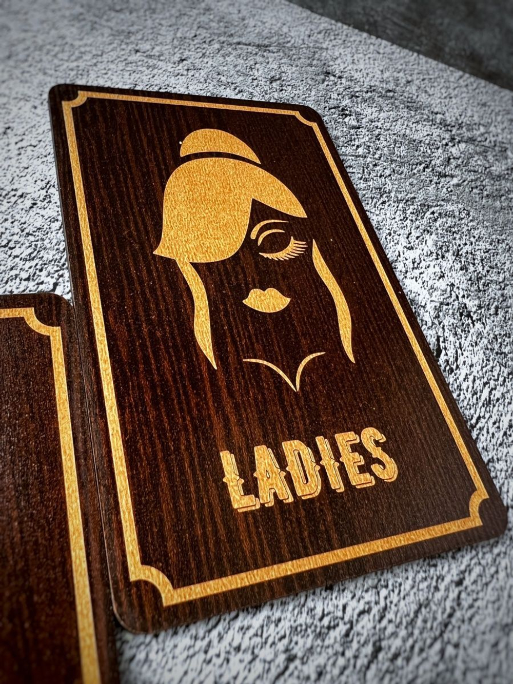 Табличка на дверь информационная