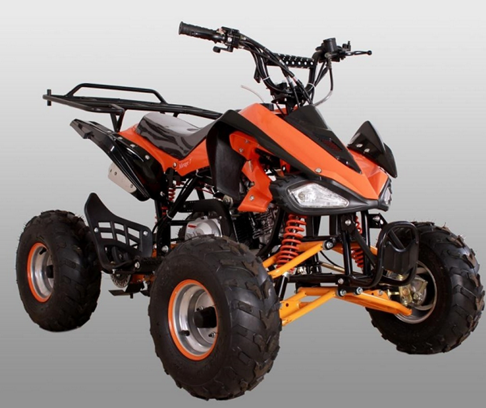 Квадроцикл Avantis Mirage 8+ (125сс) с передними гидравлическими тормозами, гнездом прикуривателя, спидометром с счетчиком пробега и защитой рук