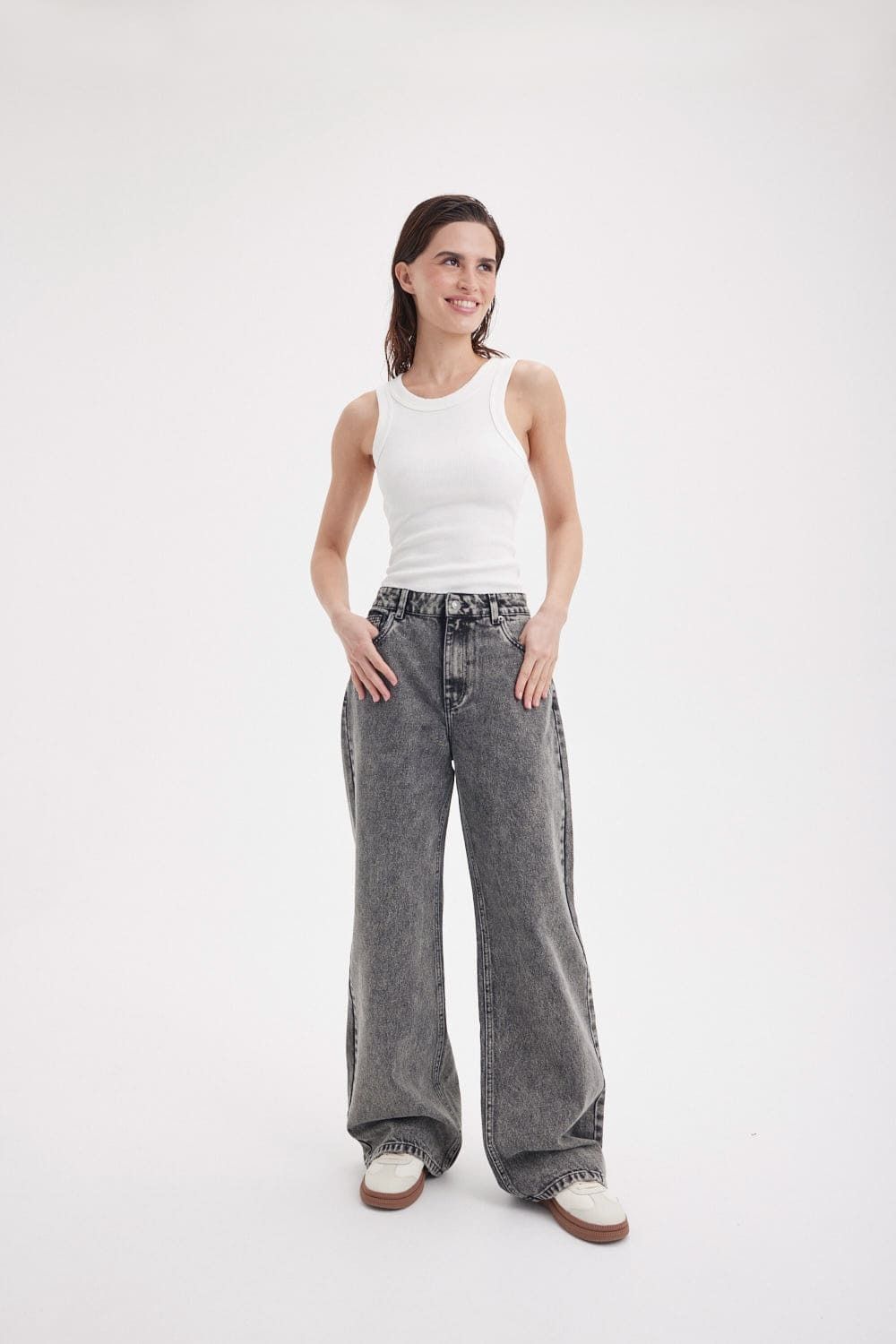 Джинсы Wide fit "Темно-серые" женские