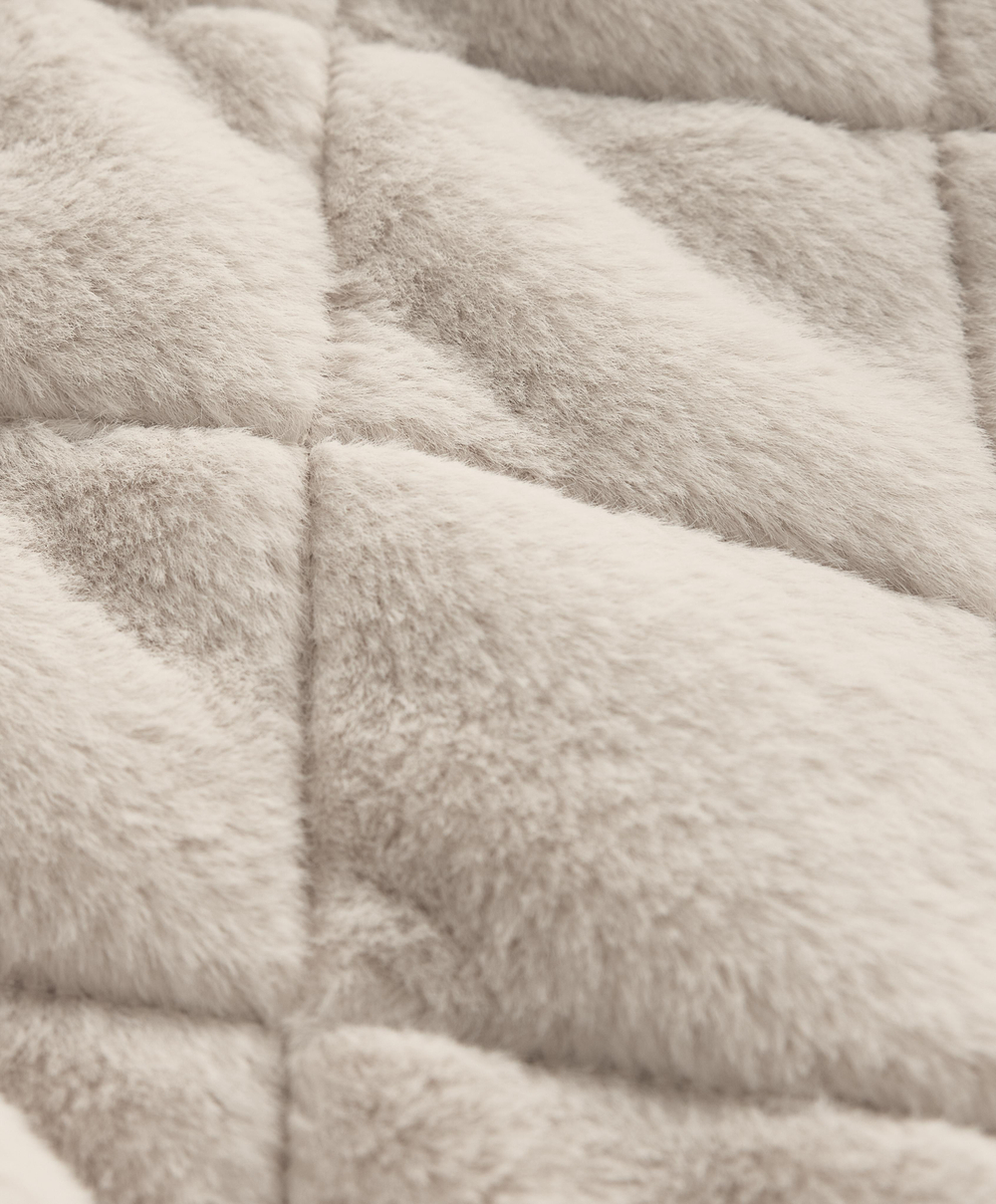 Oysho Длинная стеганая куртка FELLEX® с AEROGEL, норка