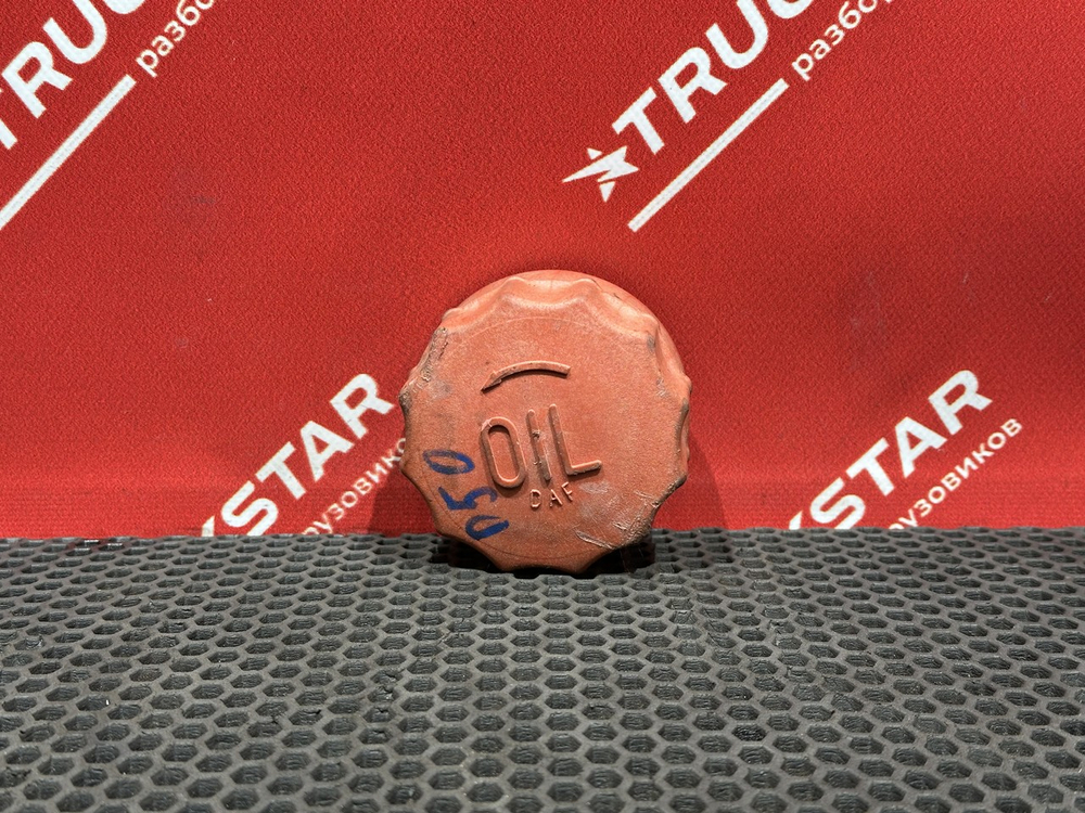 Крышка маслозаливной горловины