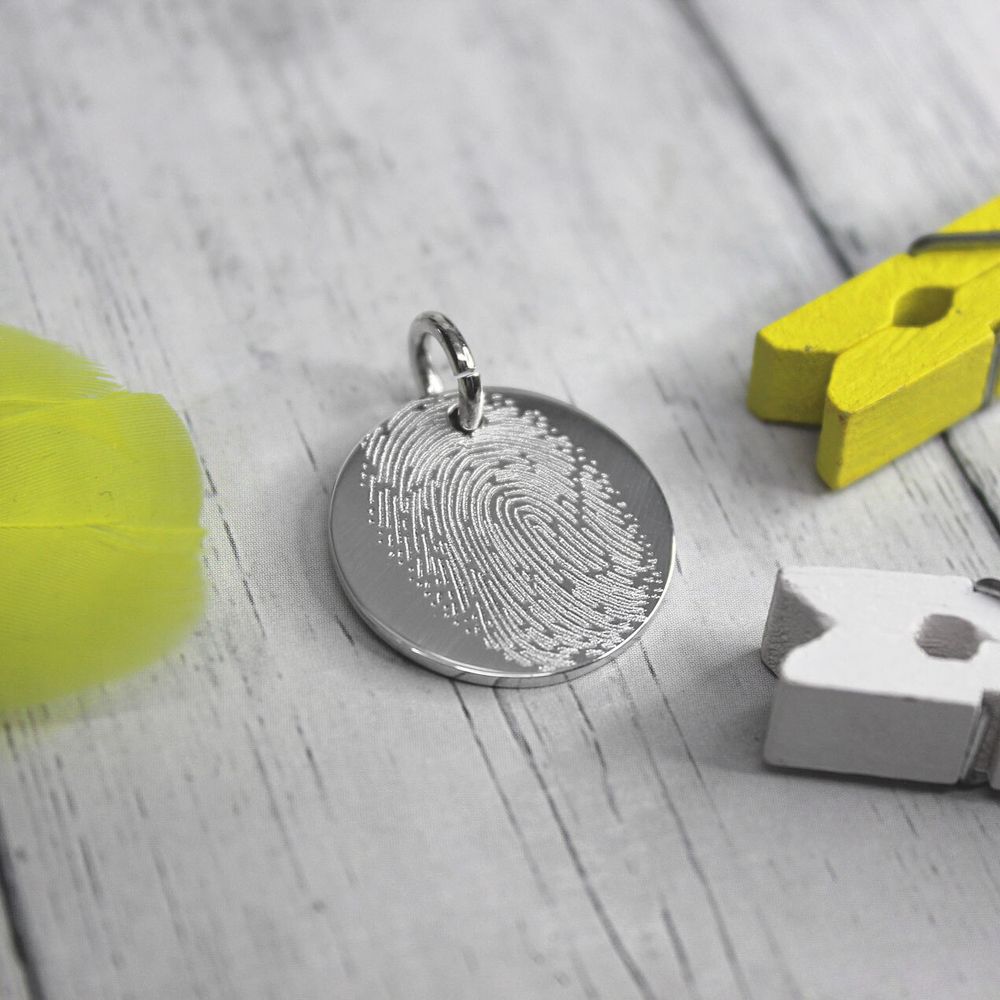 Кулон подвеска из серебра с отпечатком пальца на заказ