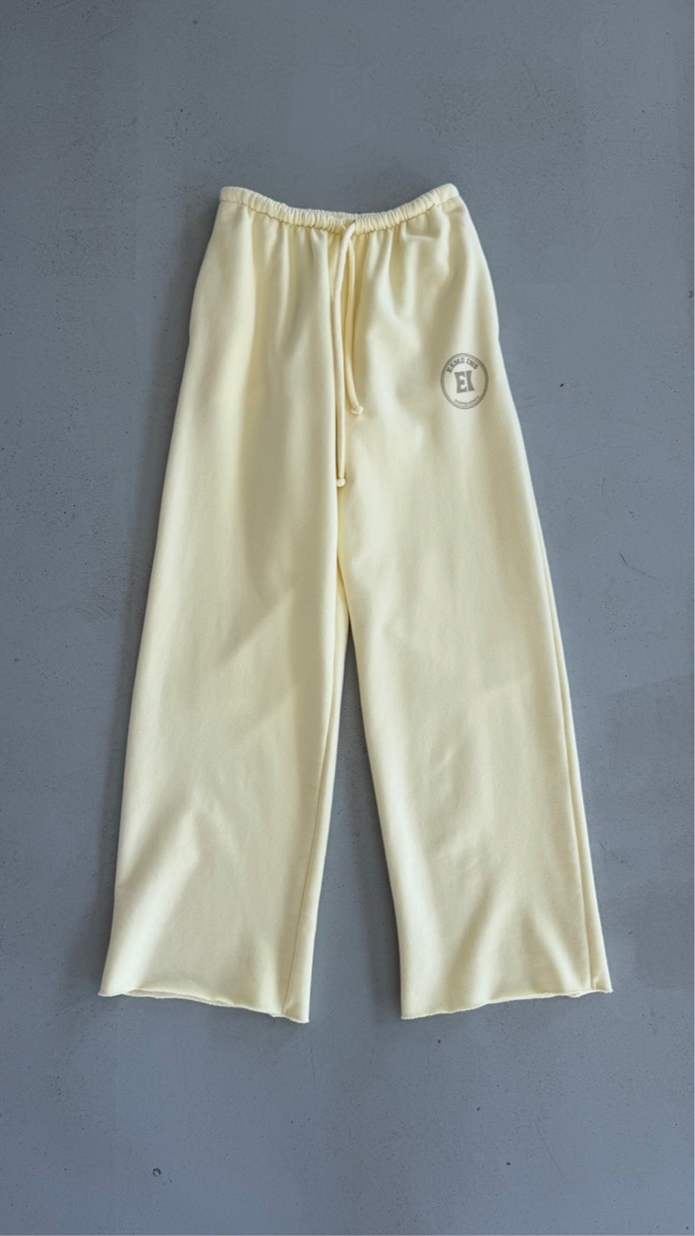 BANANA PANTS CLUB ESMÈ