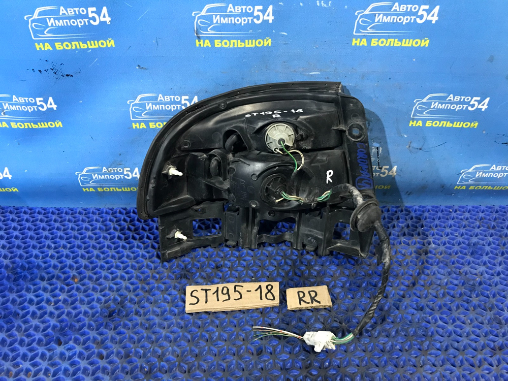 Стоп правый TOYOTA CORONA 1993