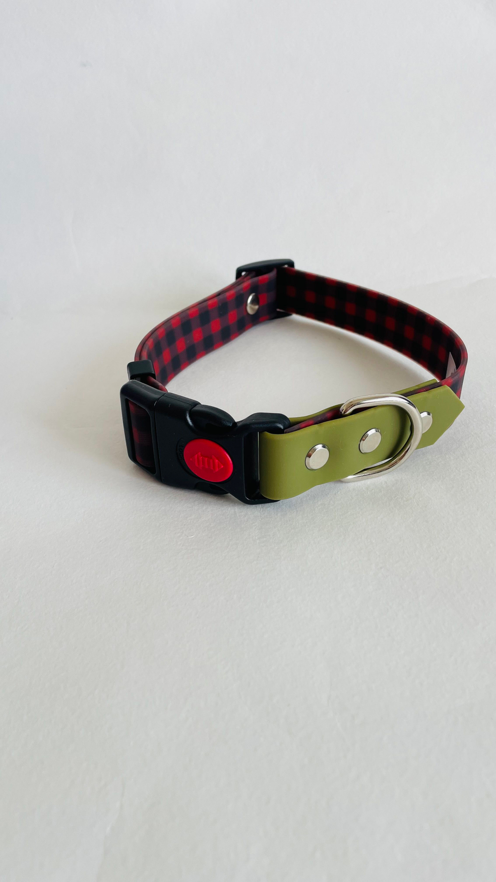 Ошейник для собак из биотана , 25 мм , 35-55 см . Клетка и салатовый