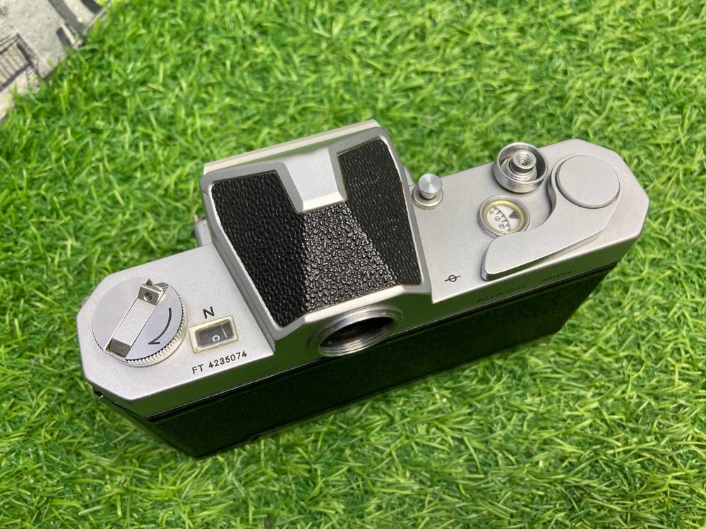 Nikon Nikomat ( Nikkormat )