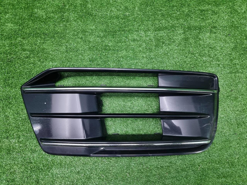 Решетка бампера правая Audi Q5 2 80A (2017-2020)