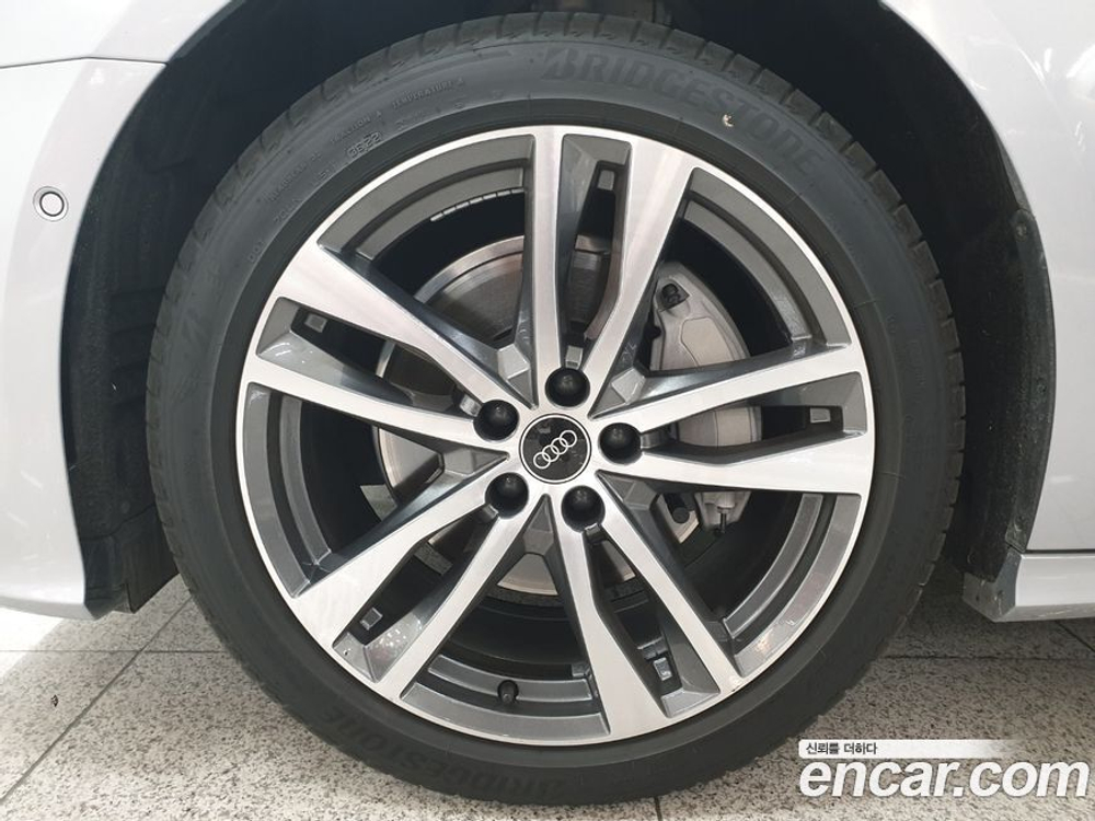 Audi A6 (C8) 45 TFSI Premium (01.2023)