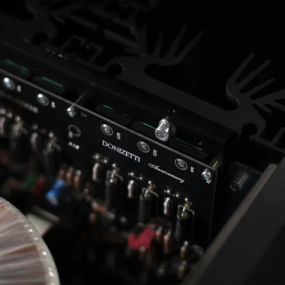 Audio Analogue Donizetti Anniversary Black