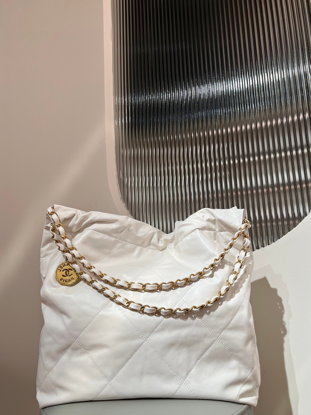 Chanel 22 Handbag