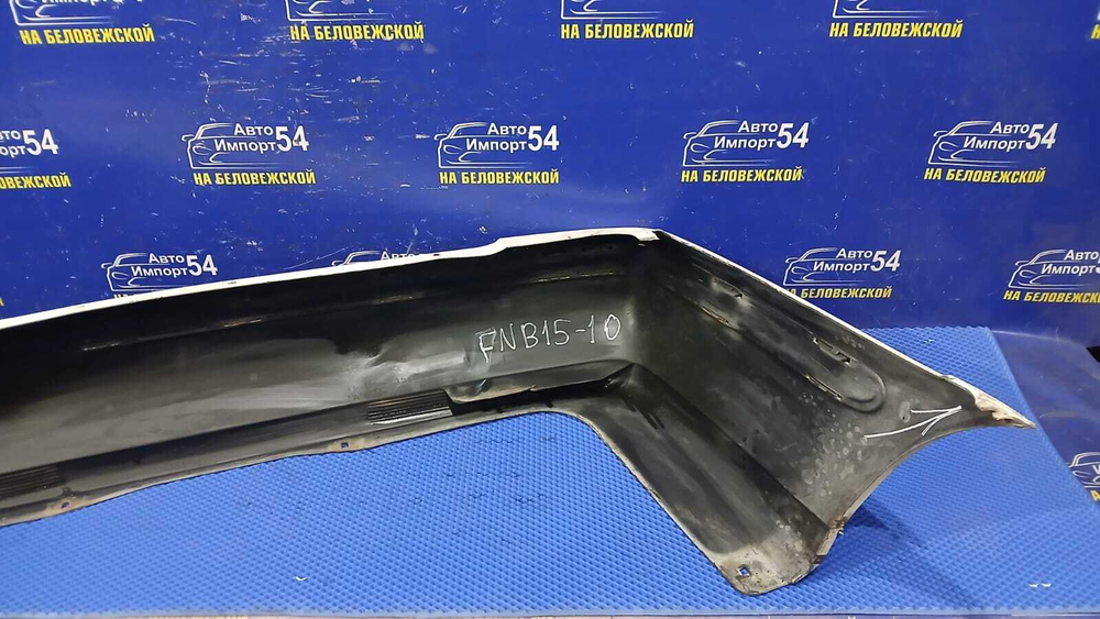 Бампер задний NISSAN SUNNY 2000