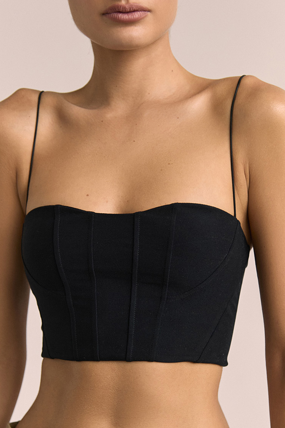 Топ на тонких бретелях BASIC Чёрный