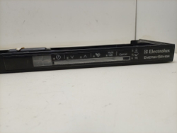 ESL46050 ктп8 Передняя панель для посудомоечной машины Electrolux 1173051 б/у
