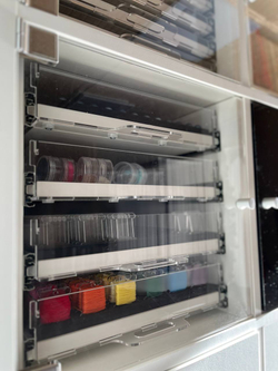 QBox Дверка из оргстекла