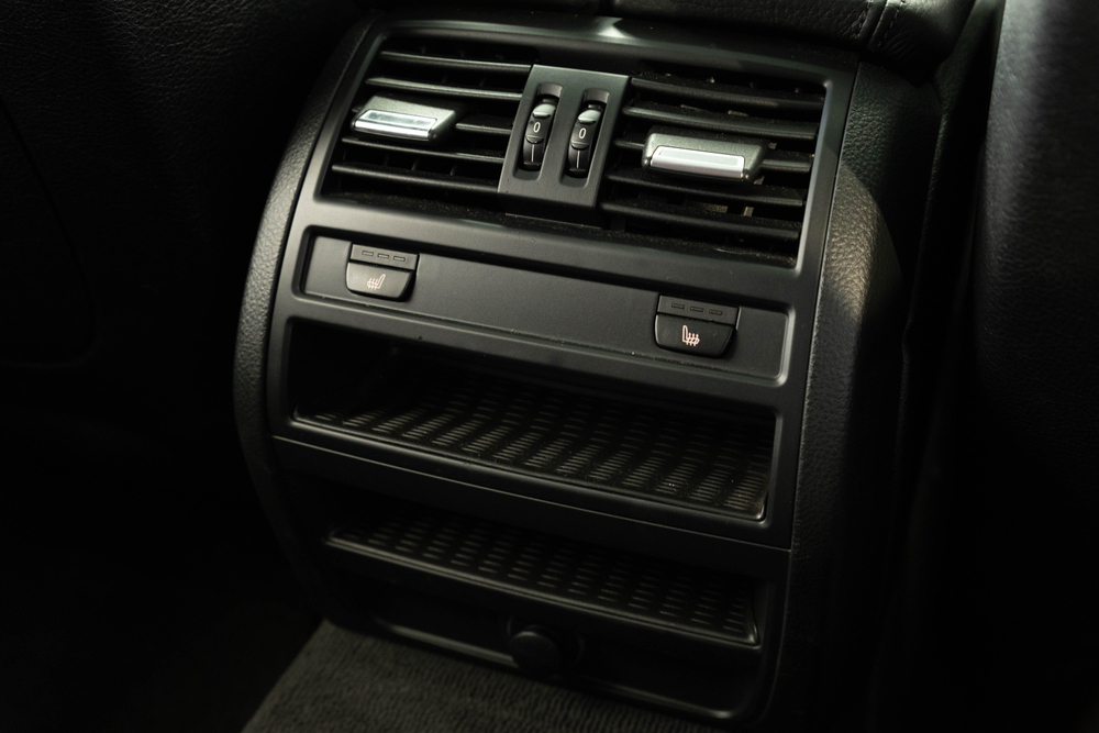 BMW 5-Series, 2011 год