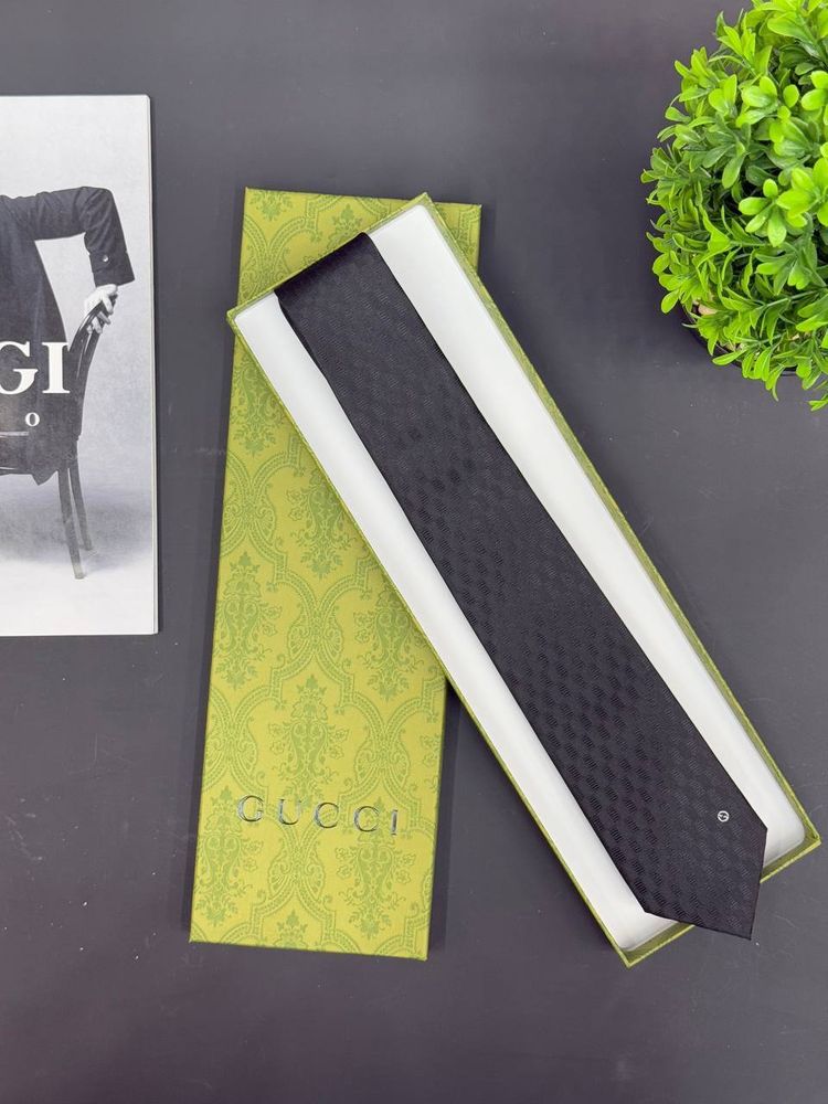 Галстук Gucci