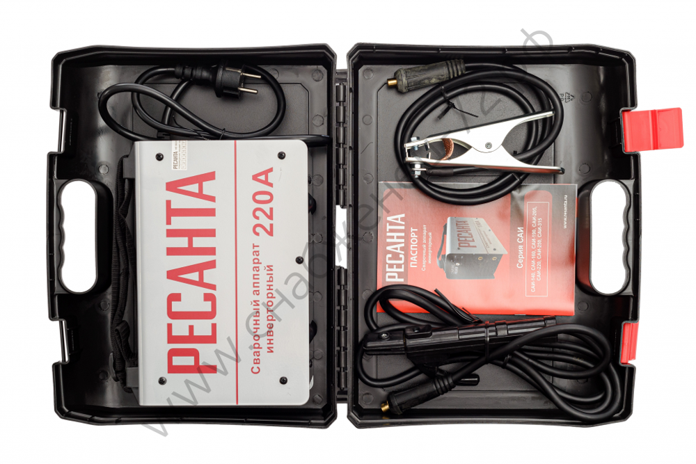 Сварочный аппарат РЕСАНТА САИ-220 в кейсе