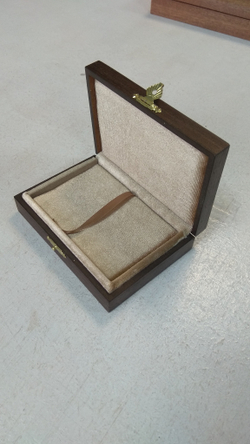 Футляр подарочный из шпона (дерево) индивидуальный размер