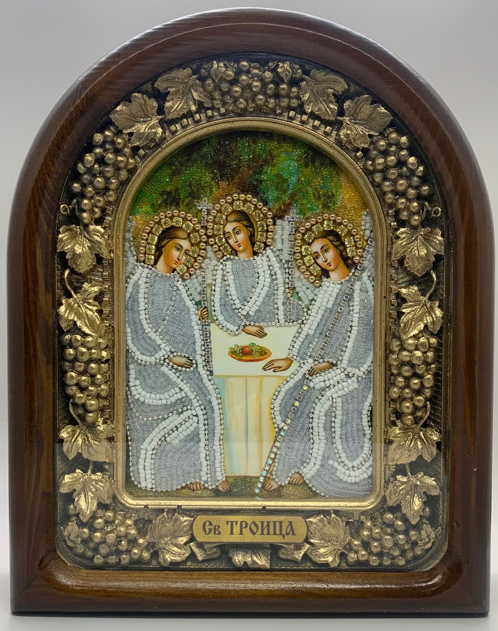 Дивеевская икона с рукописным ликом из бисера Св. Троица.