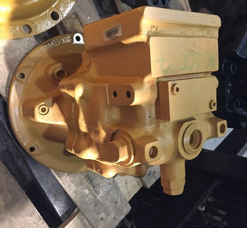 Гидромотор поворота Komatsu PC400-7