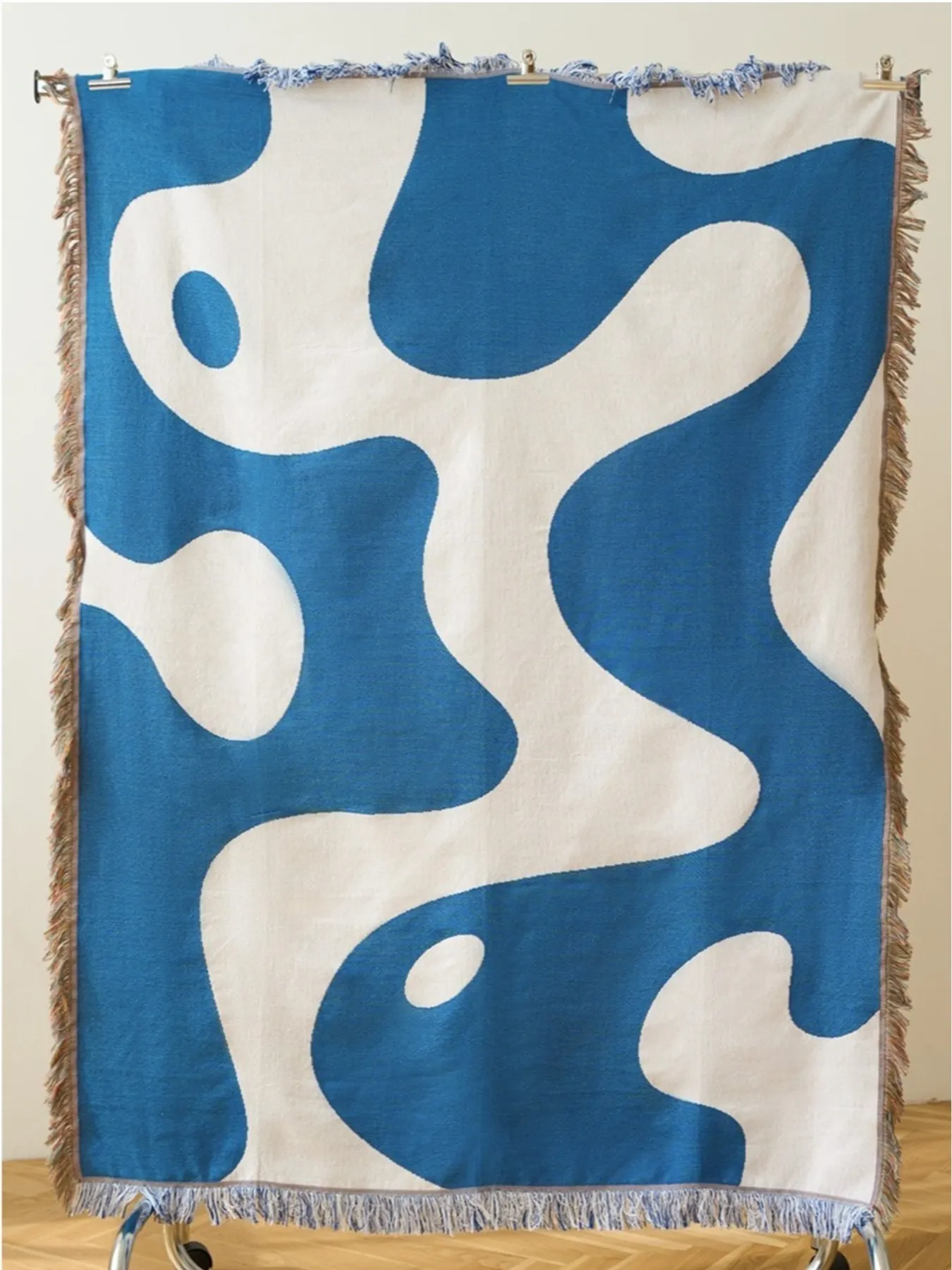Gallery Item