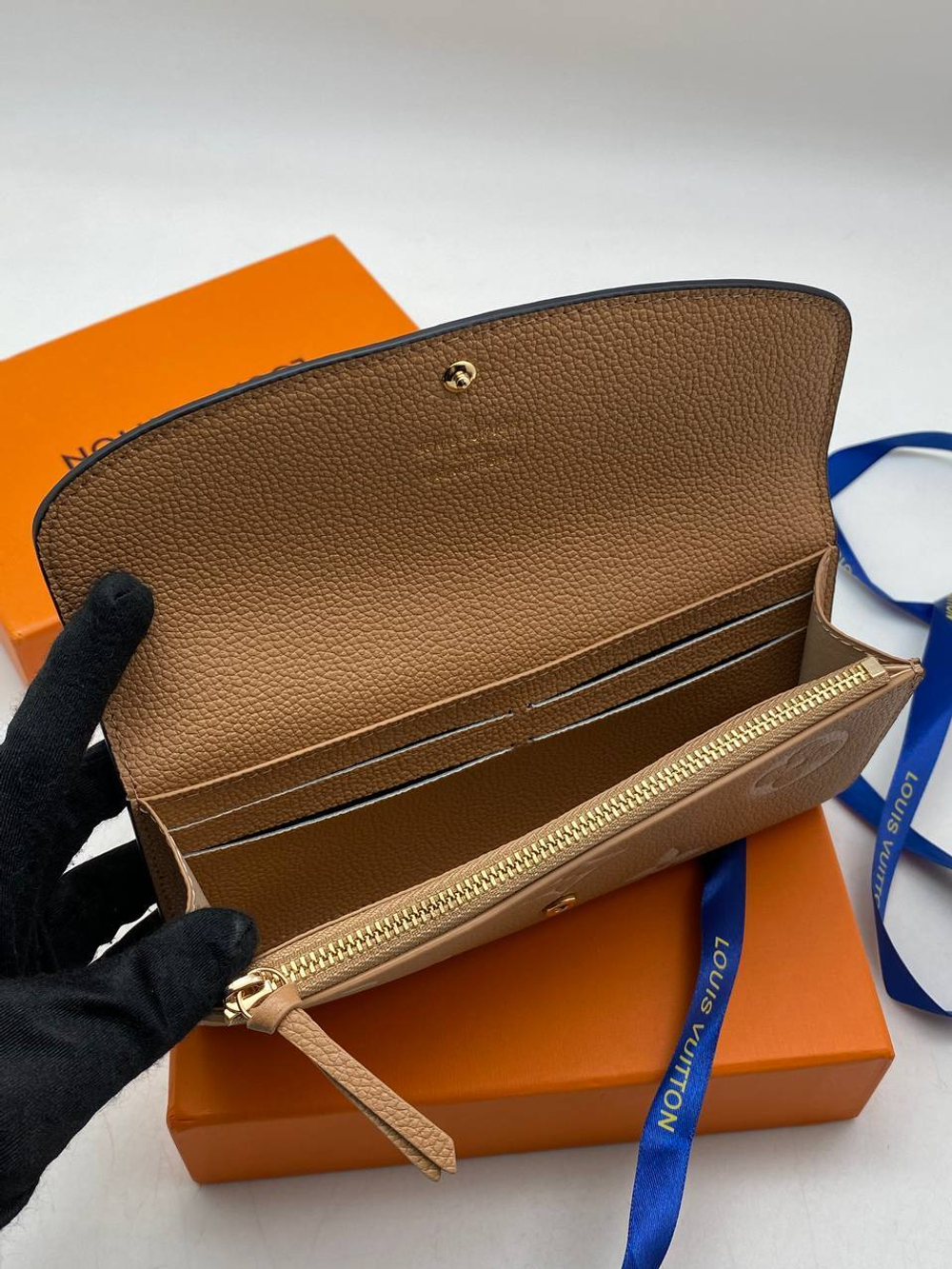 Кошелек Louis Vuitton, арт. 483890153