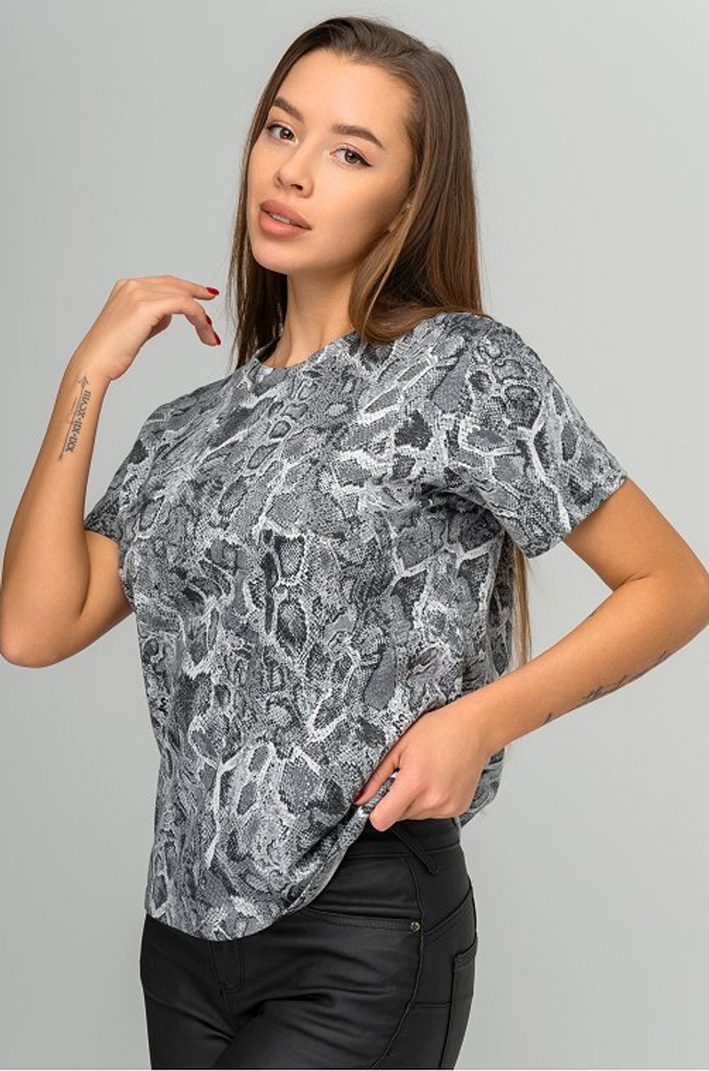 Happyfox жен. футболка 44_змеиная.кожа.на.сером