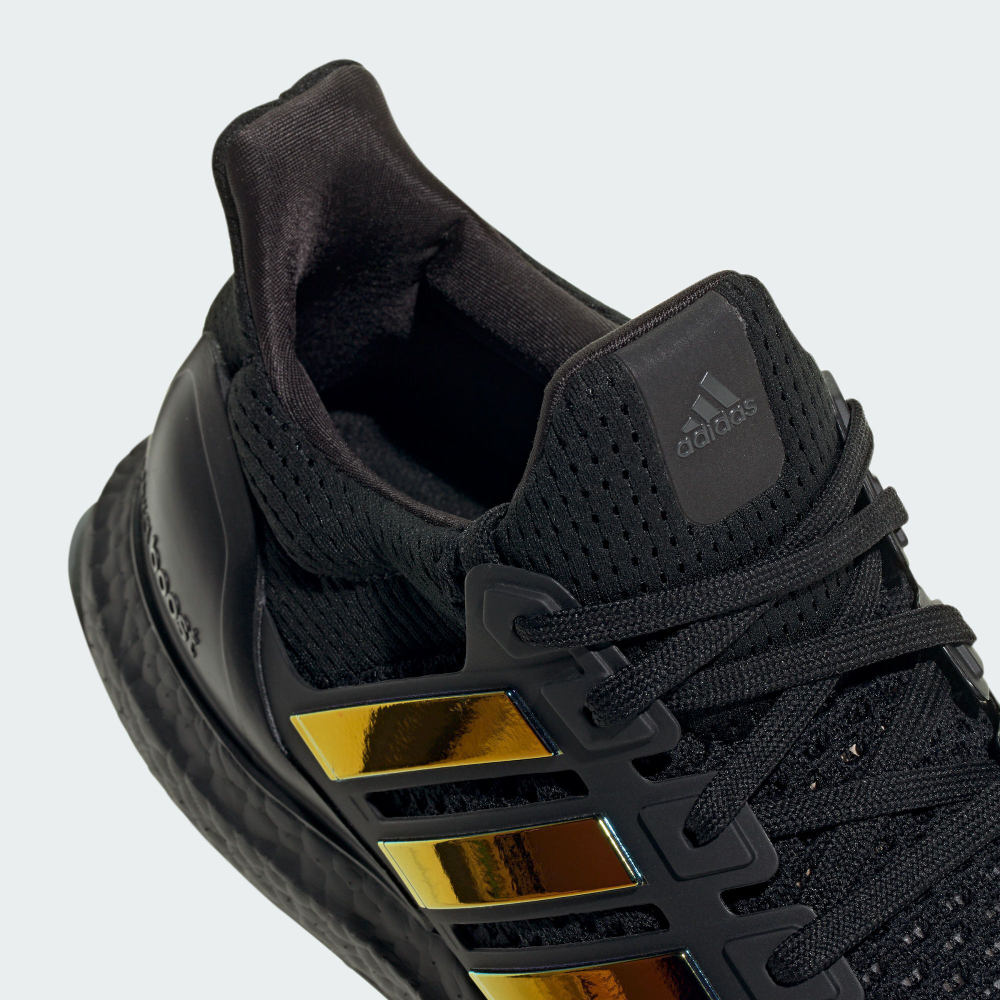 Кроссовки adidas Ultraboost 1.0