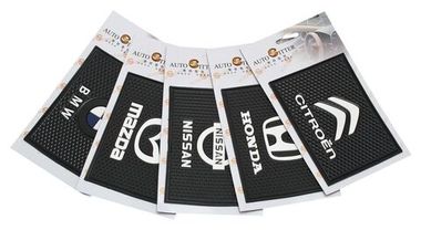 Коврик нескользящий д/панели SMALL MAZDA (14,5*10см) KING SMALL