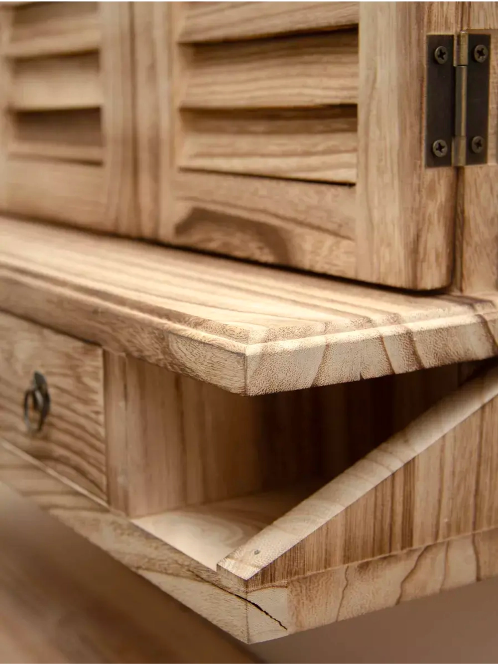 Зеркало настенное большое