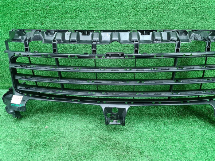 Решетка переднего бампера Porsche Cayenne 3 17-23