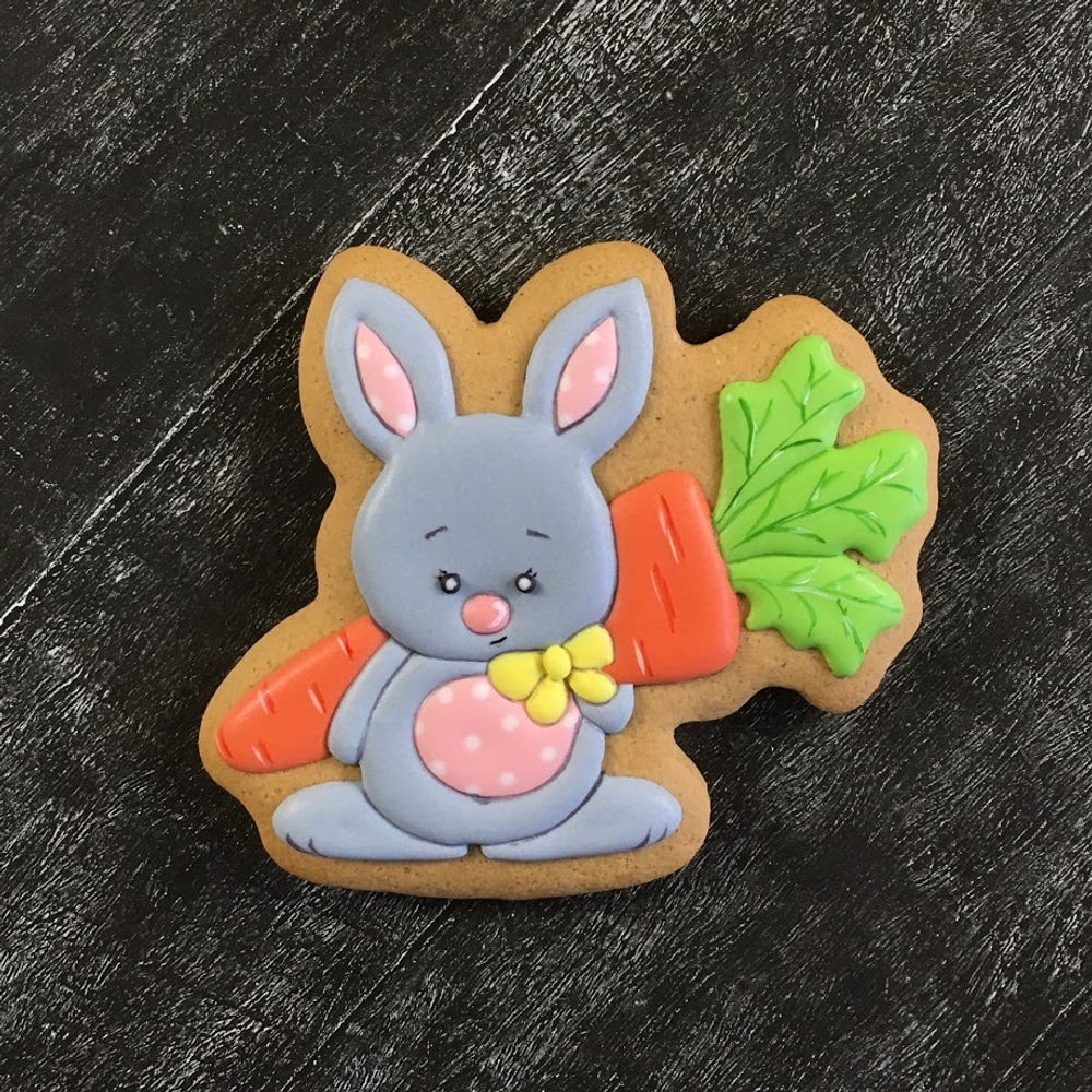 Зайка №9 с морковкой