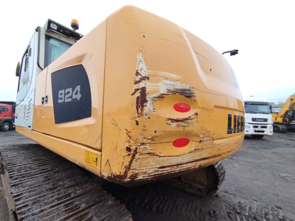 LIEBHERR R* Экскаватор R924 LC (Дизельный, 6,7 л, 170 л.с., АТ)