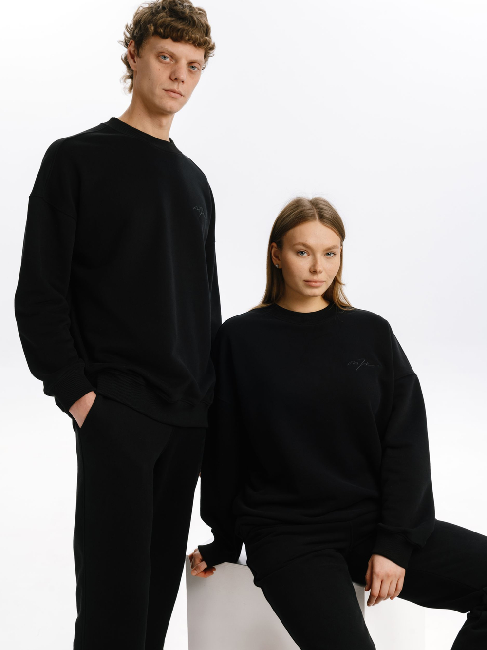 Толстовка Mazzika Unisex удлиненная, цвет черный