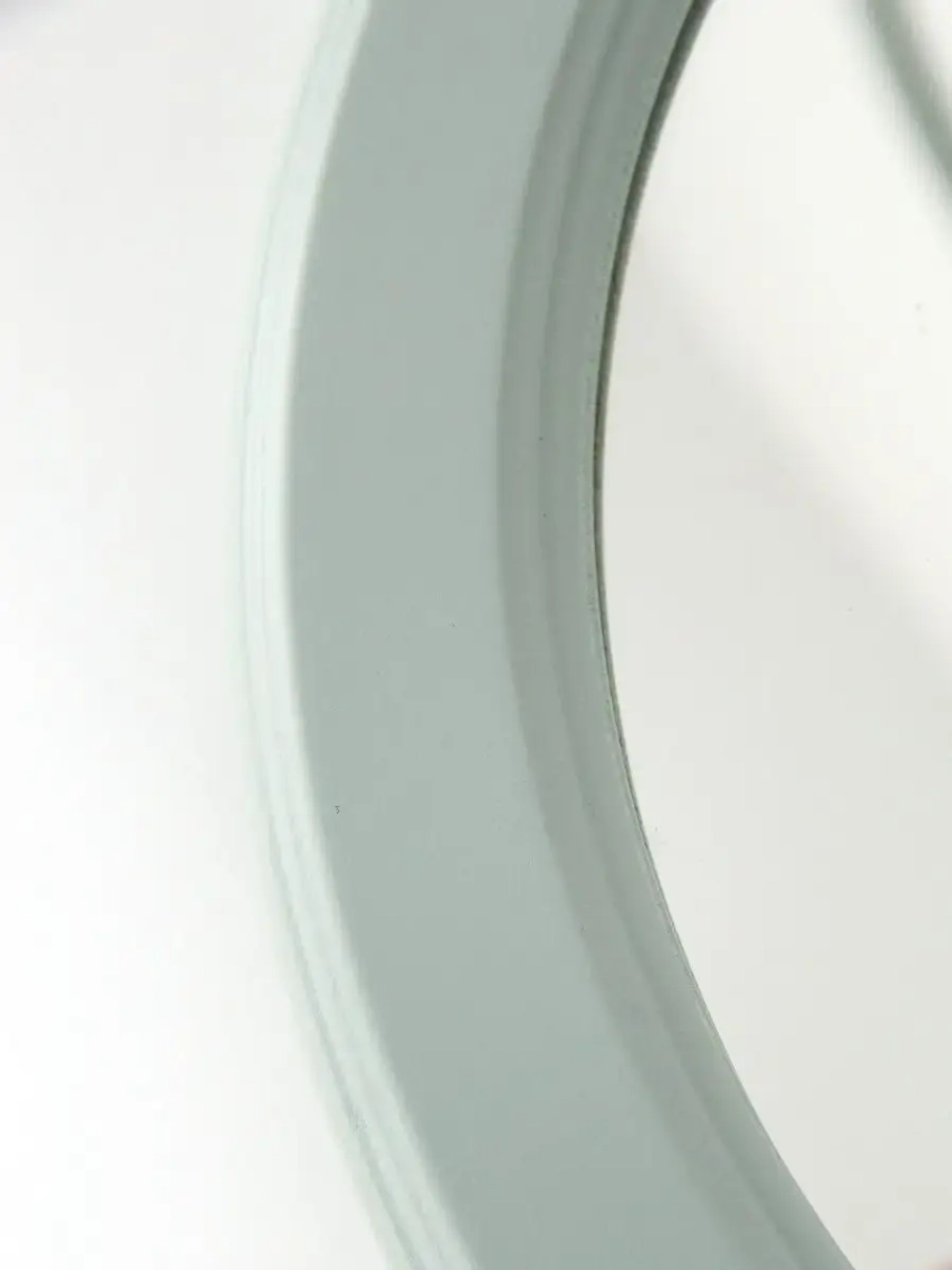 Зеркало настенное для прихожей 37 см