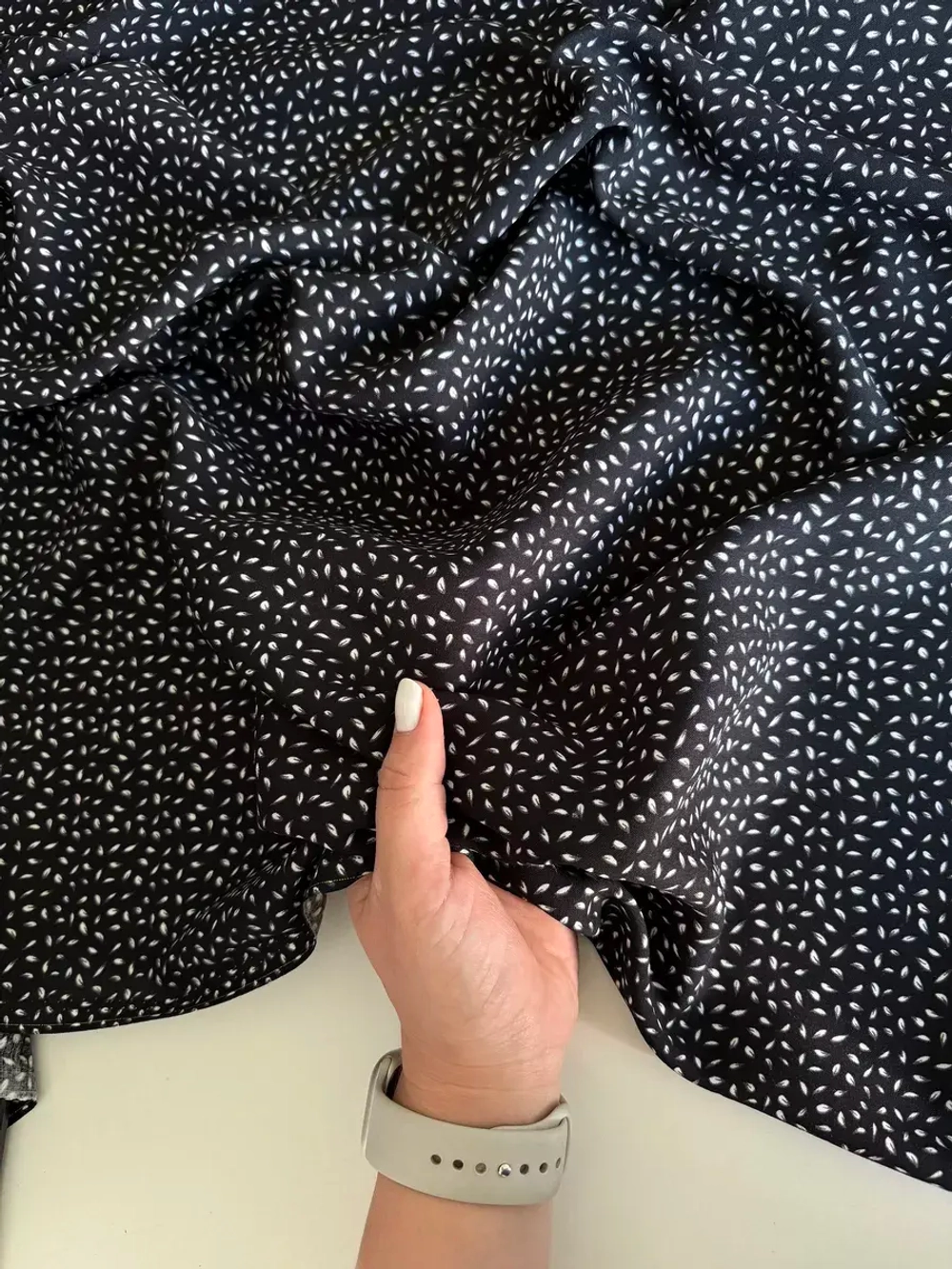 Ткань штапель для шитья 1 м плательная летняя вискозная