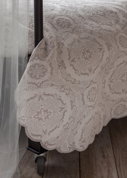 Покрывало 220х240 Luxberry Amelie льняное