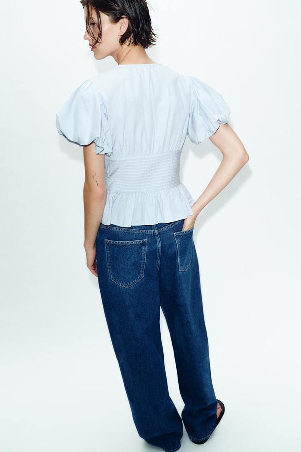 ZARA БЛУЗА С ЗАЩИПАМИ И РУКАВАМИ-БУФФ, НЕБЕСНО-ГОЛУБОЙ