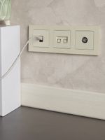 BRITE Розетка TV проходная РТВ10-0-БрКр бежевый IEK